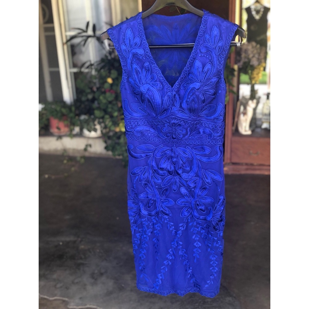 Royal blue Sz 2 floral textured dress